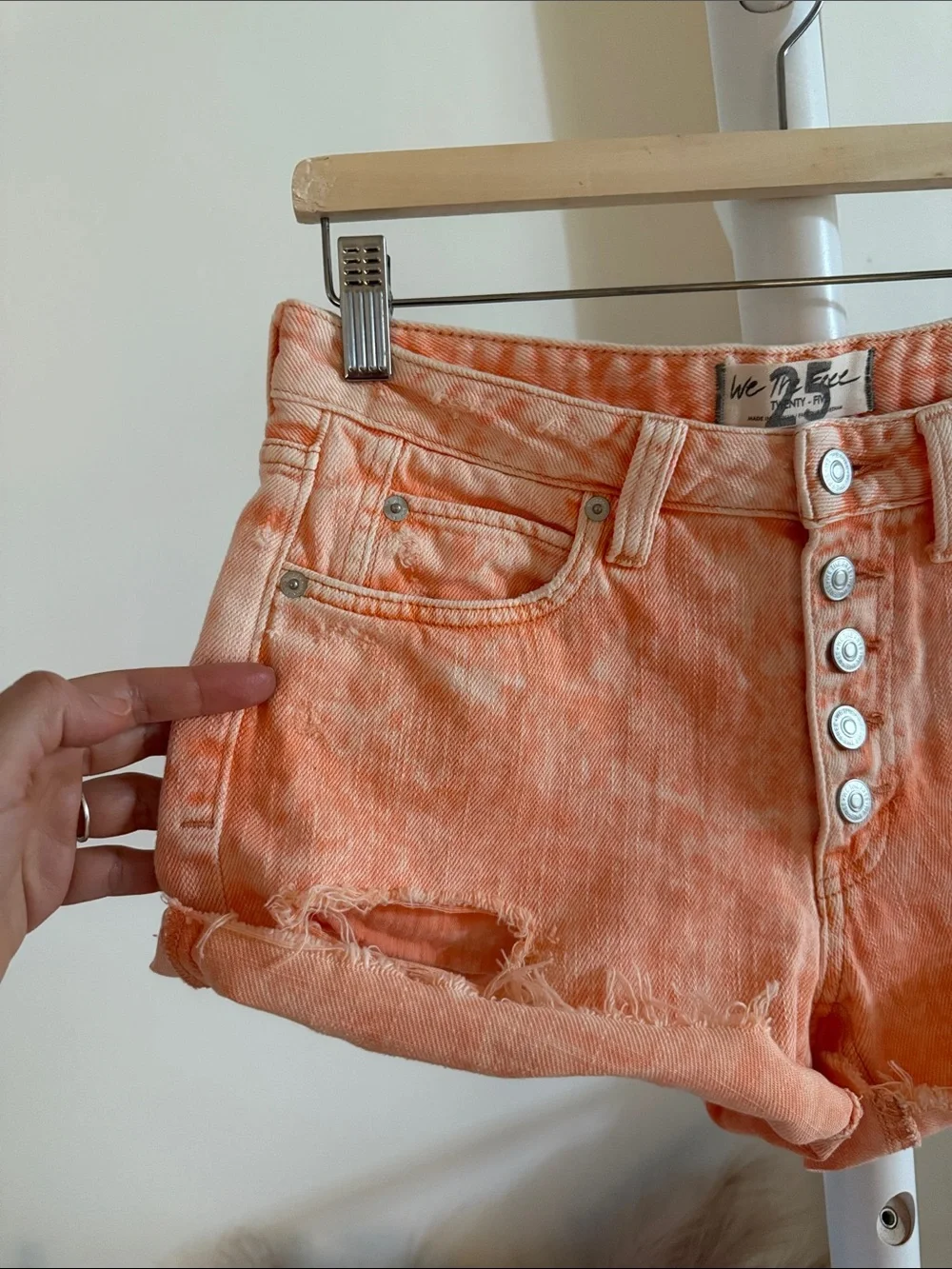 Free People We The Free Romeo Rolled Cuff Peach Denim Shorts Boho Festival Vacay